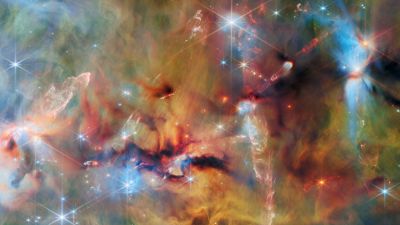 Imagen NIRCam de Webb de OMC-2, el filamento de la Nube Molecular de Orión 2, mostrando protoestrellas, chorros y nubes de gas en cada etapa de formación estelar.