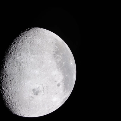 art002e009627 (April 6, 2026) – During the first shift of the lunar flyby observation period, the Artemis II crew captured...