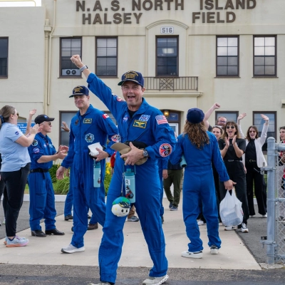 Artemis II NASA astronauts Reid Wiseman, commander; Victor Glover, pilot; Christina Koch, mission specialist; and CSA (Canadian Space Agency) astronaut...