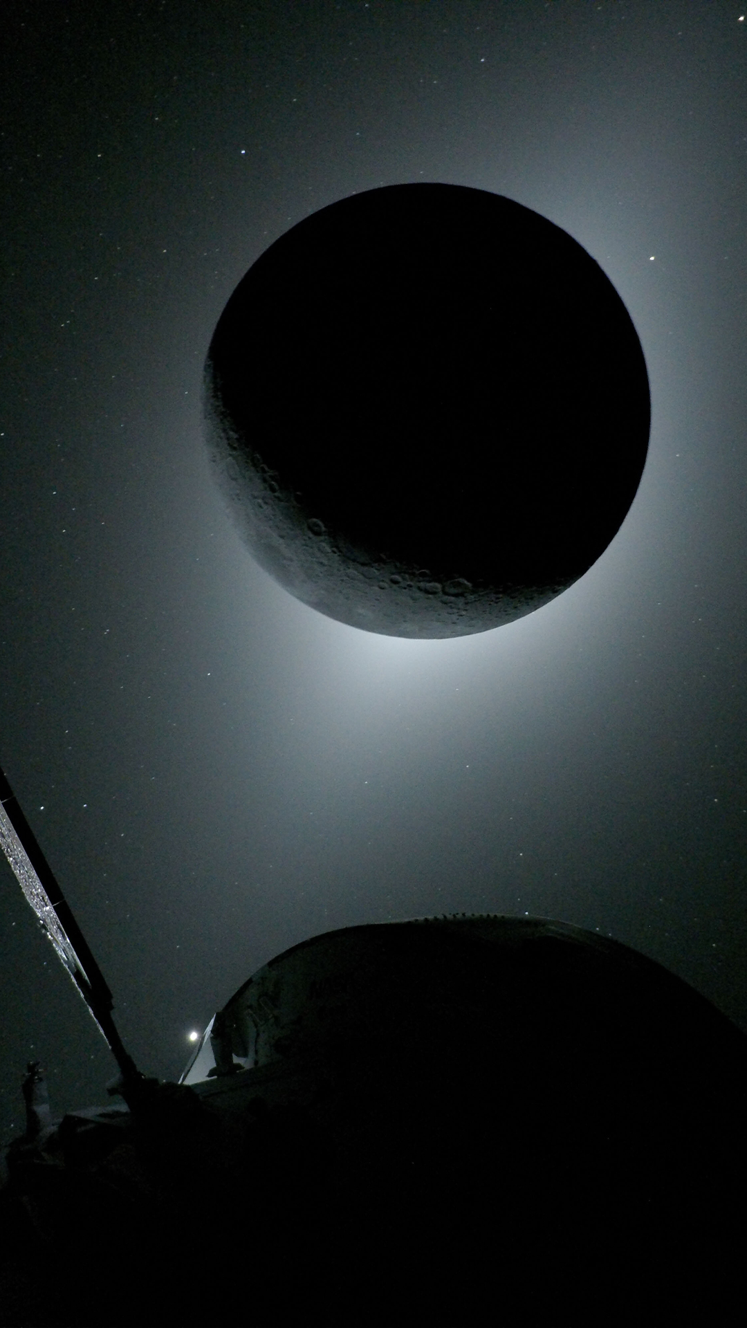Artemis II Wallpaper : Eclipse View from Orion